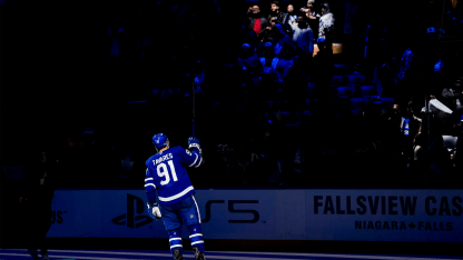 tavares_mapleleafs_110625