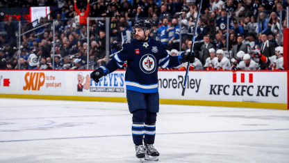 DeMelo scores from the point