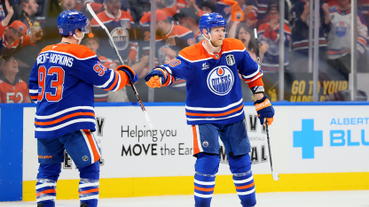 Perry buries slap shot