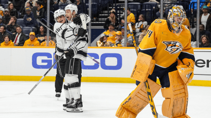 Lewisova branka po Byfieldově přihrávce