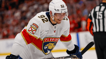 ‘Just so grateful’: Nosek appreciative after reaching 500 games in NHL