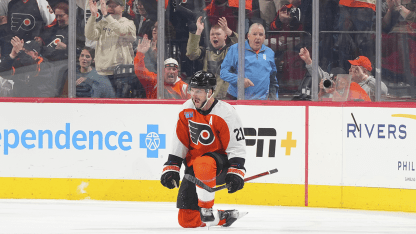 Laughton sort l'artillerie lourde