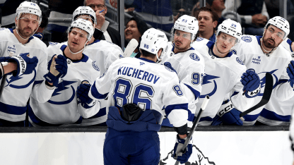 Kucherov finishes give-and-go