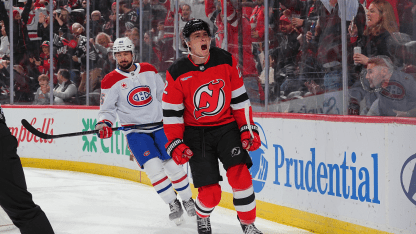 Glass stakes early lead for Devils
