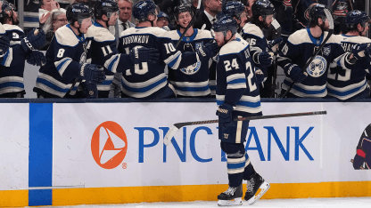 Olivier scores empty-net goal