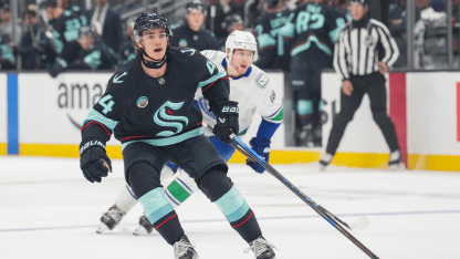 depth-of-the-sea-seattle-kraken-jake-obrien-ft