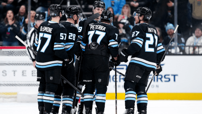 TOR@UTA: Peterka scores goal against Dennis Hildeby