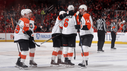 PHI@CHI: Sanheim scores goal against Spencer Knight