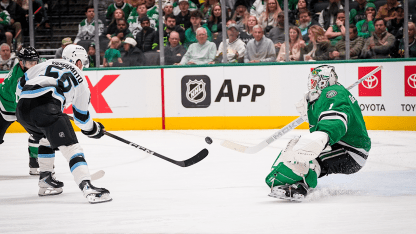 Yamamoto backhands a beauty