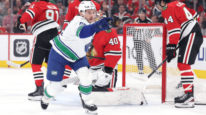 Blueger finds the twine