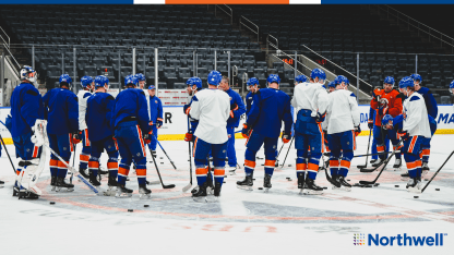 PHOTOS: Islanders Morning Skate Dec. 23