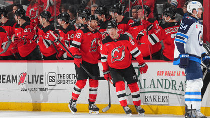 WPG@NJD: Bratt scores goal against Connor Hellebuyck