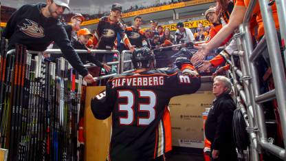 Silfverberg Reflects on NHL Career, Looks Ahead to Next Steps with Family