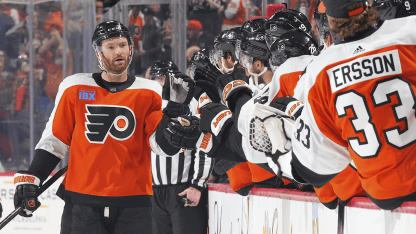 Couturier adelanta a Flyers