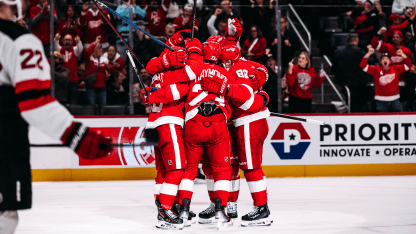 RECAP: Red Wings ‘stuck together and didn’t quit’ to beat Devils, 5-3