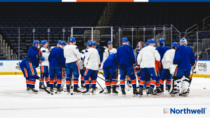 PHOTOS: Islanders Morning Skate Dec. 4