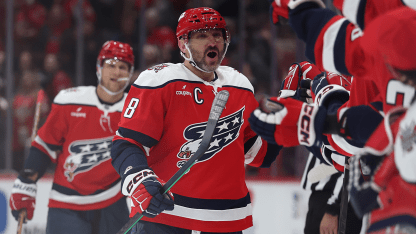 Ovechkin llega a 898 goles