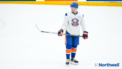 PHOTOS: Islanders Morning Skate Nov. 25