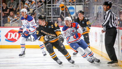 crosby-mcdavid-sidekick