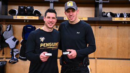 Sidney-Crosby-Evgeni-Malkin-milestone-pucks