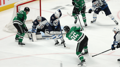Rantanen scores while falling