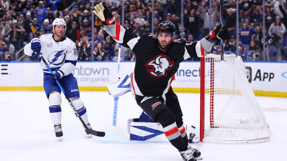 Zucker's second goal ties it