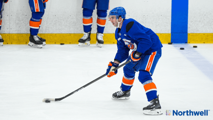 PHOTOS: Islanders Morning Skate Jan. 2