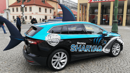 global fan tour sharks car