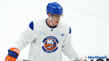 PHOTOS: Islanders Morning Skate Dec. 10