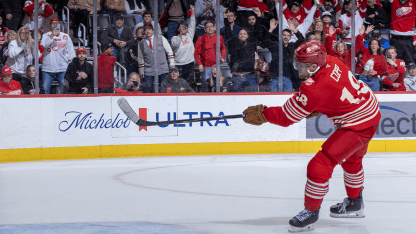 MTL@DET: Copp scores empty-net goal