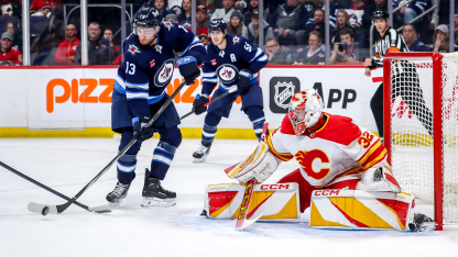 Wolf Stellar But Flames Fall 5-2 To Jets