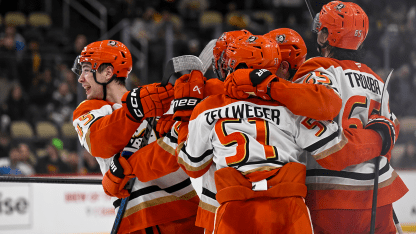 Sennecke beats buzzer with SHG