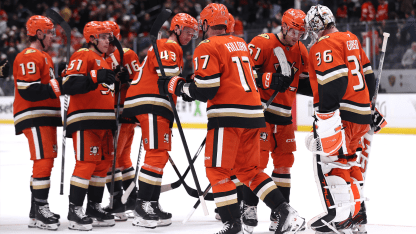 Highlights: Ducks Beat Red Wings 6-4