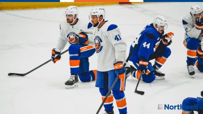 PHOTOS: Islanders Practice Dec. 18, 2025