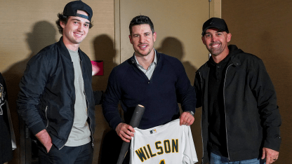 Sidney-Crosby-Jake-and-Jack-Wilson