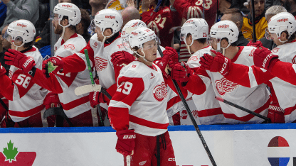 Danielson styr in Sandin-Pellikkas skott