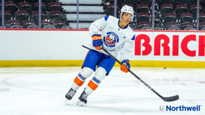 PHOTOS: Islanders Morning Skate Nov. 7