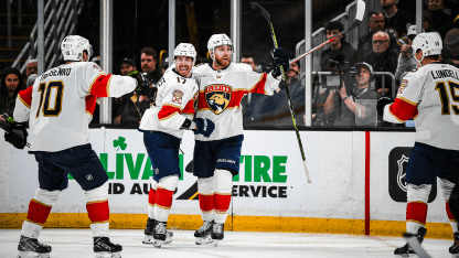 Panthers remain comfortable in Boston in Game 4 win