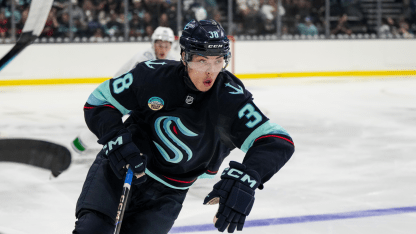 seattle-kraken-vs-vancouver-canucks-prospects-game-angel-of-the-winds-arena-gd