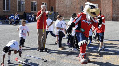 MSE Foundation and Playworks Host Hockey Extravaganza