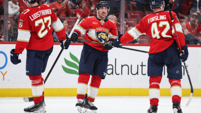 TOR@FLA: Marchand scores empty-net goal