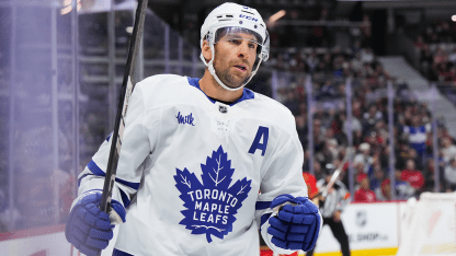 Tavares finishes give-and-go