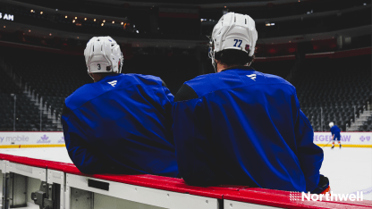 PHOTOS: Islanders Morning Skate in Detroit