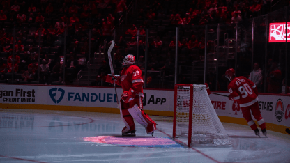 RECAP: Talbot 'had a lot of work and made some incredible saves' in Red Wings' 3-0 shutout win over Predators