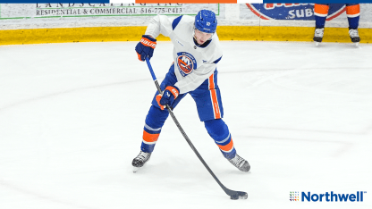 PHOTOS: Islanders Practice Feb. 19