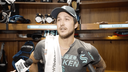 Brandon-Montour-Returns-Grieving-Loss-of-Brother-to-ALS-ft