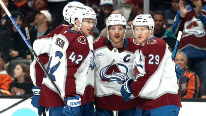 Landeskog scores on the rush