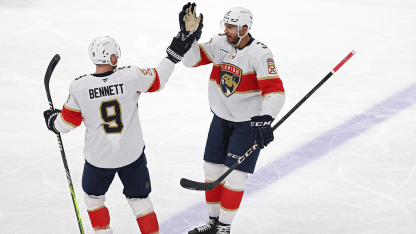 Jones scores from the point