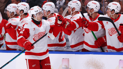 Kasper creuse l'écart en 1re période