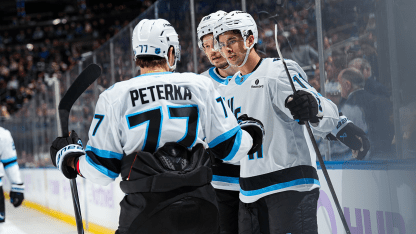 Guenther buries a rebound